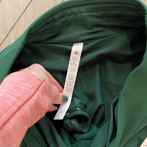 Lululemon everglade green NWTs play off pleats skirt - Picture 6 of 7